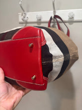 Load image into Gallery viewer, Burberry Canvas Tan Check Large Tote