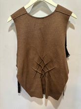 Load image into Gallery viewer, Vilma Mare Baltic Style Brown Knit Vest
