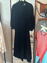 Load image into Gallery viewer, Vintage Black Velvet Duster Coat
