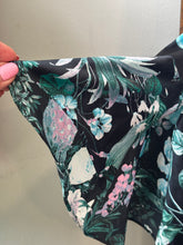 Load image into Gallery viewer, Banana Republic Green Floral Maxi Dress
