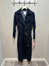 Load image into Gallery viewer, Avec Le Filles Dark Wash Denim Trench
