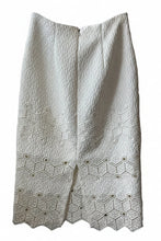 Load image into Gallery viewer, Rebecca Taylor White Embroidered Pencil Skirt
