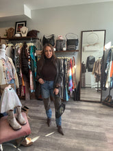 Load image into Gallery viewer, Banana Republic Lightwash Denim Jeans
