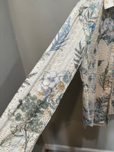 Load image into Gallery viewer, Cream Embroidered Floral Top
