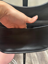 Load image into Gallery viewer, Vintage Coach Black 90s Turn Lock Flap Leather Bag

