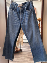 Load image into Gallery viewer, Reformation Medium Wash Jeans
