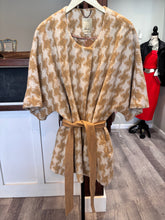 Load image into Gallery viewer, Elevenses Houndstooth Knit Mustard Kimono
