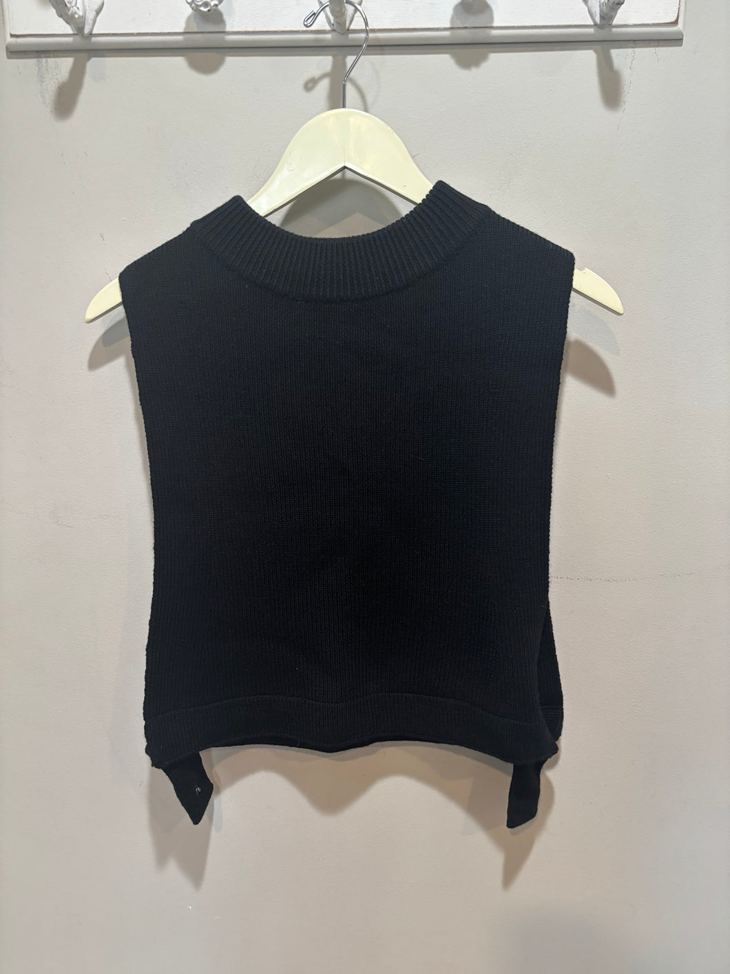 NFP Black Knit Convertible Vest