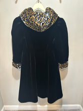Load image into Gallery viewer, Vintage Leopard Hood Faux Fur Coat
