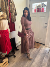 Load image into Gallery viewer, Mauve Satiny Maxi Skirt
