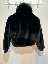 Load image into Gallery viewer, BlankNYC Black Teddy Cropped Jacket
