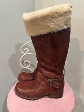 Load image into Gallery viewer, Ugg Brown Leather Waterproof Boots
