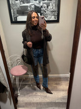 Load image into Gallery viewer, Banana Republic Lightwash Denim Jeans
