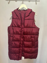 Load image into Gallery viewer, Burgundy Long Quilted Jacket
