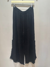 Load image into Gallery viewer, Dilemma Black Texture Side Slit Pants
