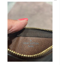 Load image into Gallery viewer, Louis Vuitton Monogram Key Chain
