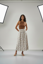 Load image into Gallery viewer, Cream Floral Pull On Maxi Skirt
