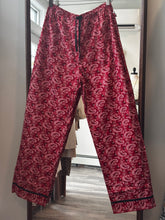 Load image into Gallery viewer, Red Bandana Pattern Pants
