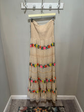 Load image into Gallery viewer, Boston Proper Cream Embroidered Hilo Dress
