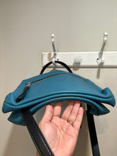 Load image into Gallery viewer, Marc Jacobs Teal Pebbled Leather Bag
