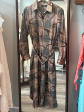 Load image into Gallery viewer, Ralph Lauren Tan Pattern Duster Dress
