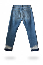 Load image into Gallery viewer, 7 For All Mankind Lightwash Waist Hoop Hem Jeans
