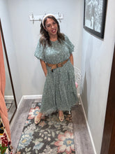 Load image into Gallery viewer, Madewell Green Floral Maxi Dress
