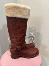 Load image into Gallery viewer, Ugg Brown Leather Waterproof Boots
