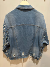 Load image into Gallery viewer, Light Wash Distressed Pearls Sleeves Denim Jacket
