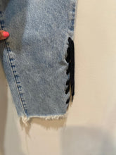 Load image into Gallery viewer, Blanknyc Light Wash Laceup Jeans
