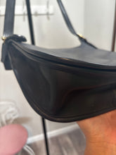 Load image into Gallery viewer, Vintage Coach Black 90s Turn Lock Flap Leather Bag
