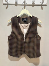 Load image into Gallery viewer, Urban Outfitters Tan Plaid Vest

