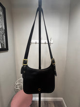 Load image into Gallery viewer, Vintage Coach Black 90s Turn Lock Flap Leather Bag
