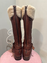 Load image into Gallery viewer, Ugg Brown Leather Waterproof Boots
