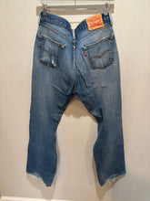 Load image into Gallery viewer, Vintage Levis 501 Light Wash Distressed Jeans
