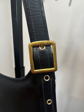 Load image into Gallery viewer, Vintage Coach Black 90s Turn Lock Flap Leather Bag
