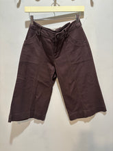 Load image into Gallery viewer, Vintage Bandolino Brown Culottes
