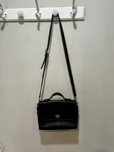 Load image into Gallery viewer, Vintage Coach Black Court Leather Bag

