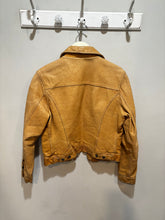 Load image into Gallery viewer, Vintage Gap Y2K Tan Leather Jacket
