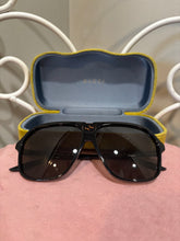 Load image into Gallery viewer, Gucci Black Aviator Sunglasses
