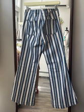 Load image into Gallery viewer, Free People Blue White Stripes Flair Denim

