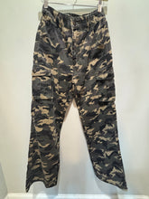 Load image into Gallery viewer, Grey Camo Cargo Pants
