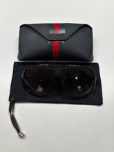 Load image into Gallery viewer, Vintage Gucci Brown Aviator Sunglasses
