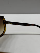 Load image into Gallery viewer, Vintage Gucci Brown Aviator Sunglasses
