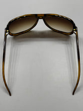 Load image into Gallery viewer, Vintage Gucci Brown Aviator Sunglasses
