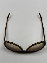 Load image into Gallery viewer, Vintage Gucci Brown Aviator Sunglasses
