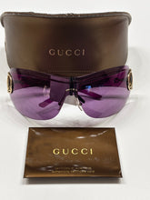 Load image into Gallery viewer, Vintage Gucci Pink Y2K Lavender Horsebit Sunglasses
