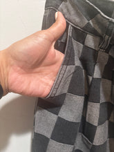 Load image into Gallery viewer, Black Grey Check Wideleg Pants
