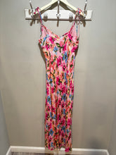 Load image into Gallery viewer, Lelis Pink Floral Maxi Dress
