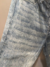 Load image into Gallery viewer, BlankNYC Light Wash Denim Print Pants
